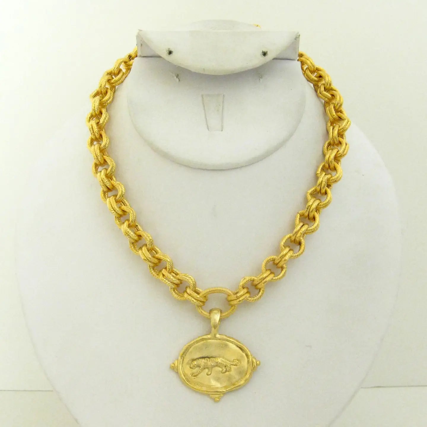 Gameday - Necklace - Gold - Tiger Italian Intaglio
