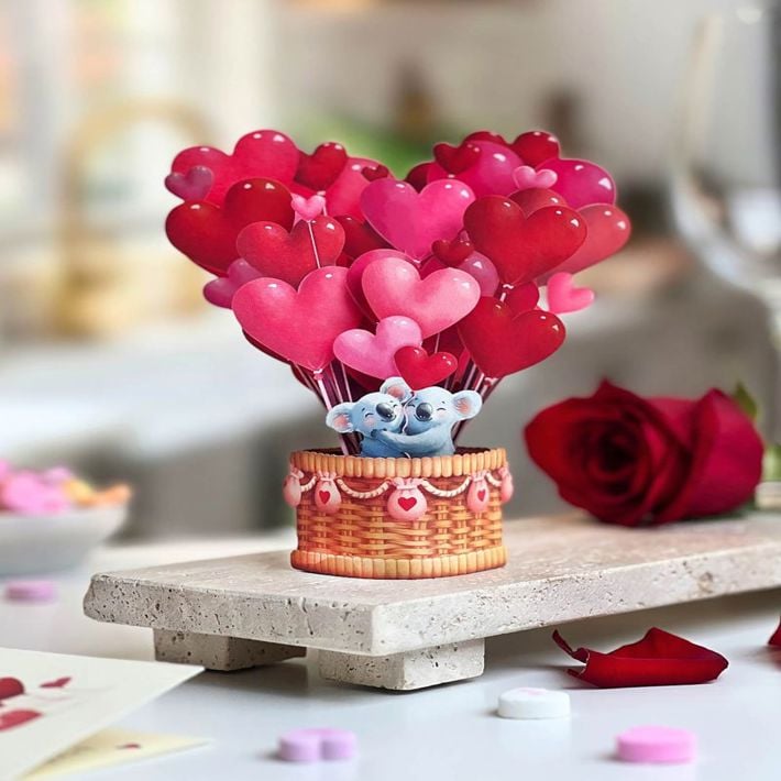 Seasonal - Valentine’s Day - Pop Up Card - Mini Heart Balloons