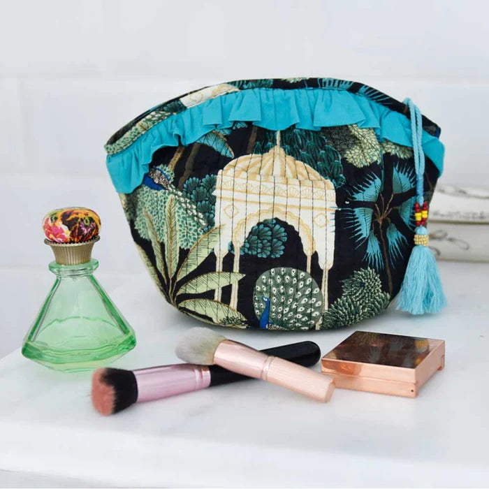 Accessories - Balloon Wash Bag - Pagoda Garden