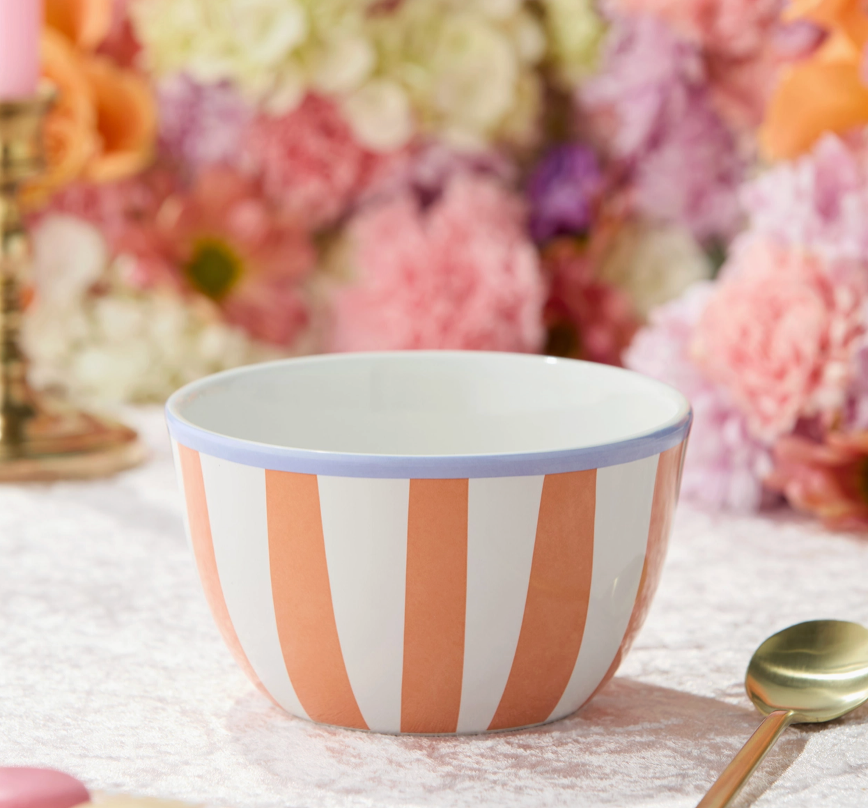 Home - Bowl - Menagerie Ceramic - Set of 4 -Ice Cream 5.25' x 3"