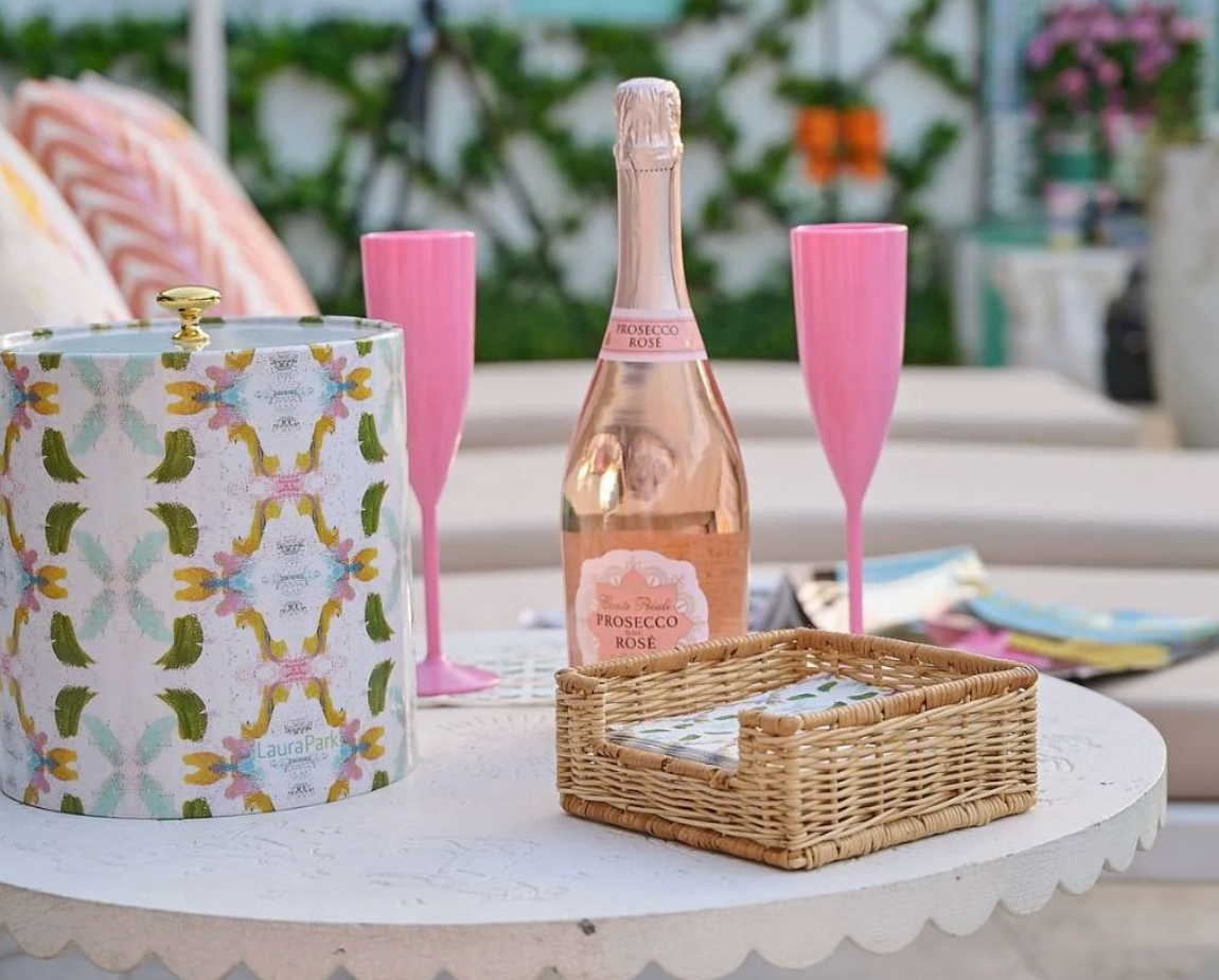 Laura Park Garden Party Scalloped Acrylic Champagne Flutes – Pink, Set of 4