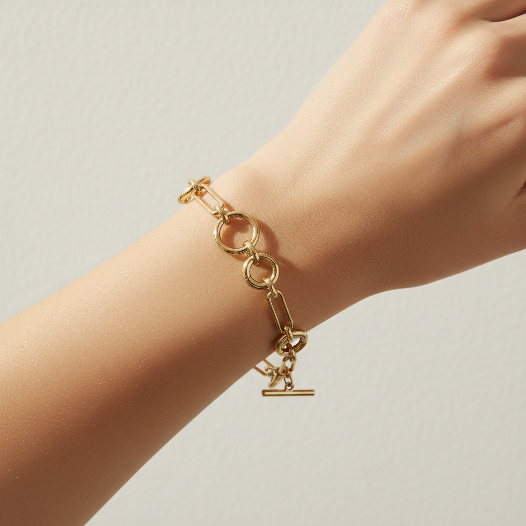 Gold Chain Link Bracelet with Toggle Clasp