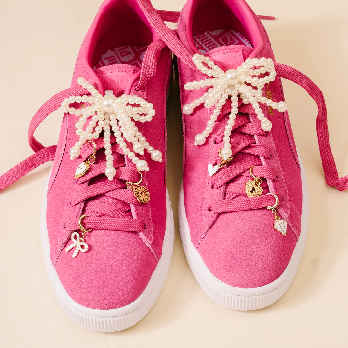 Accessories - Dazzle Shoe Charm Pack - Pretty in Pearl